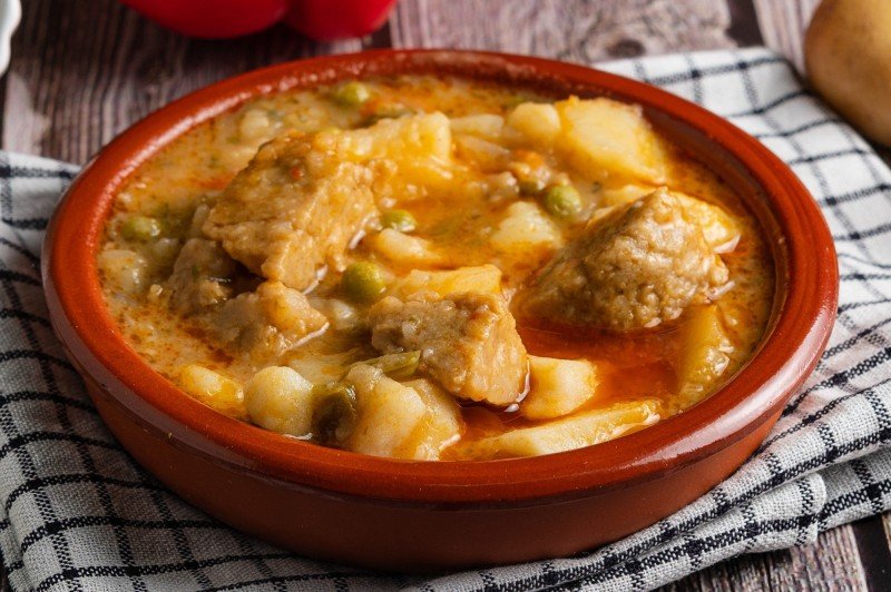 Marmitako de seitán.